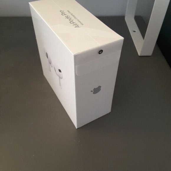 Airpods Pro sealed in the box - Picture 2 of 2